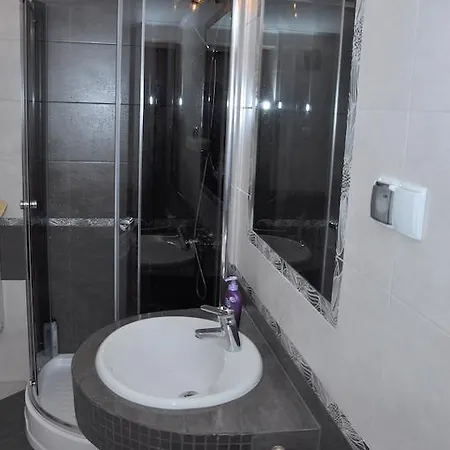 U Andrzeja דוז'ניקי ז'דרוז'